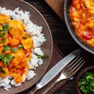 Vištienos guliašas su saldžiąja paprika ir šonine - gardiems pietums